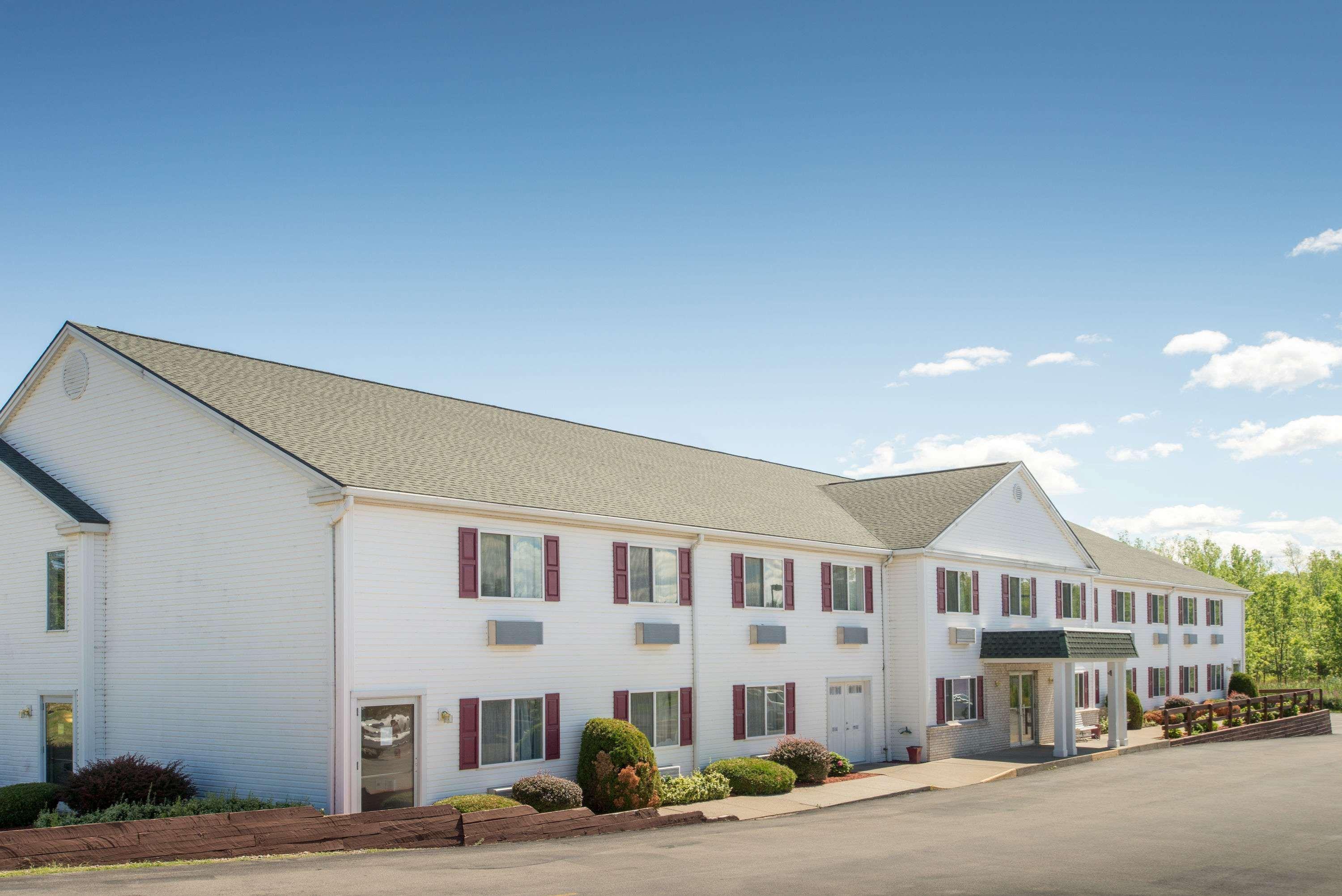 Super 8 by Wyndham Webster/Rochester Exterior foto